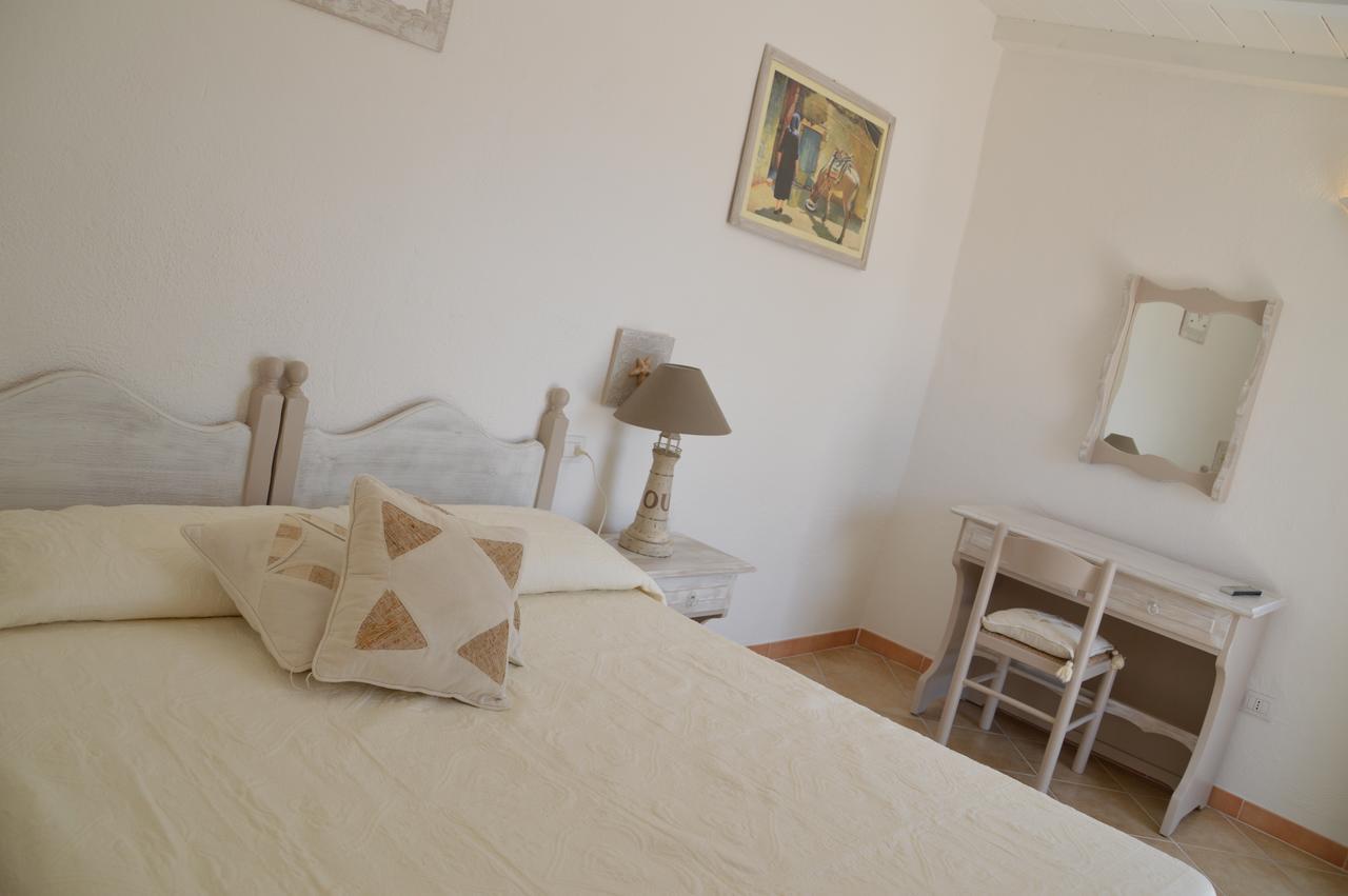 Hotel Il Timone Cugnana Buitenkant foto
