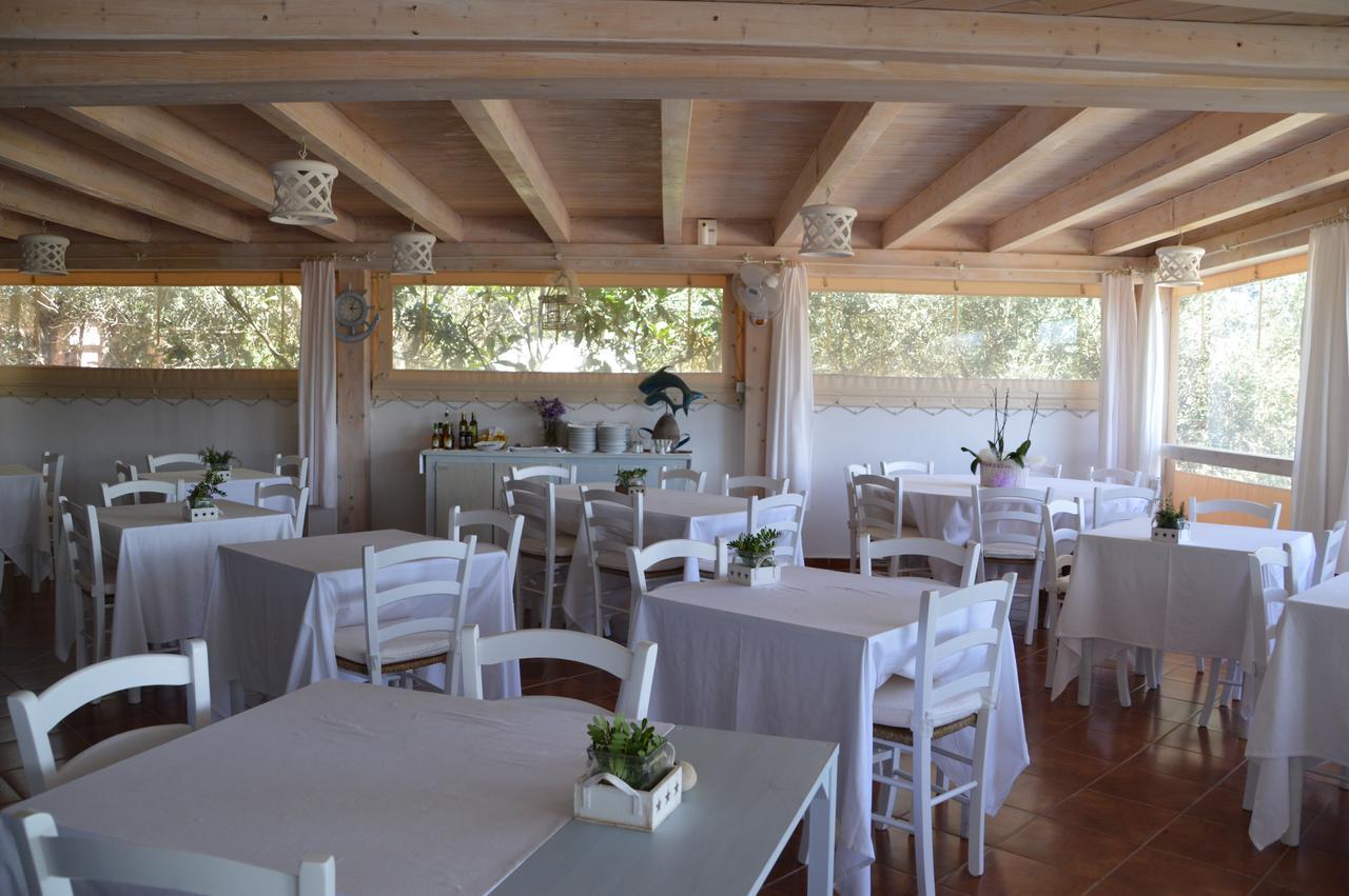 Hotel Il Timone Cugnana Buitenkant foto